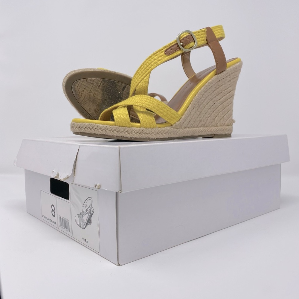 BANANA REPUBLIC yellow wedges
